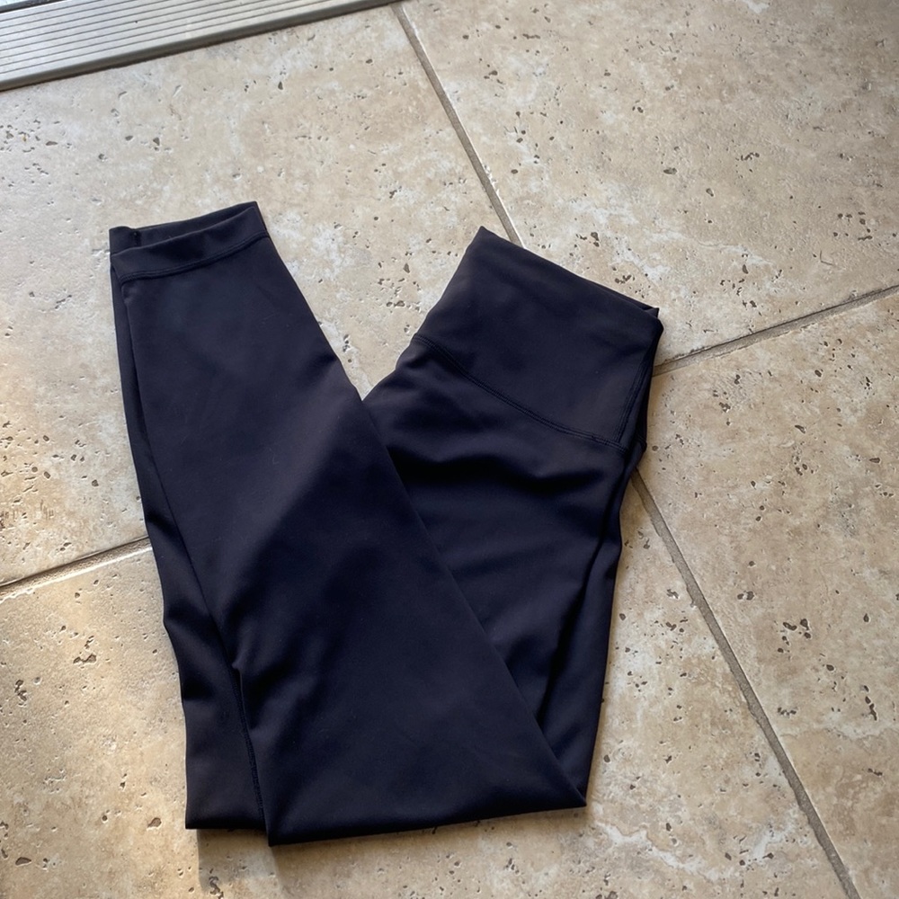 COPY - Black wondertrain leggings lululemon